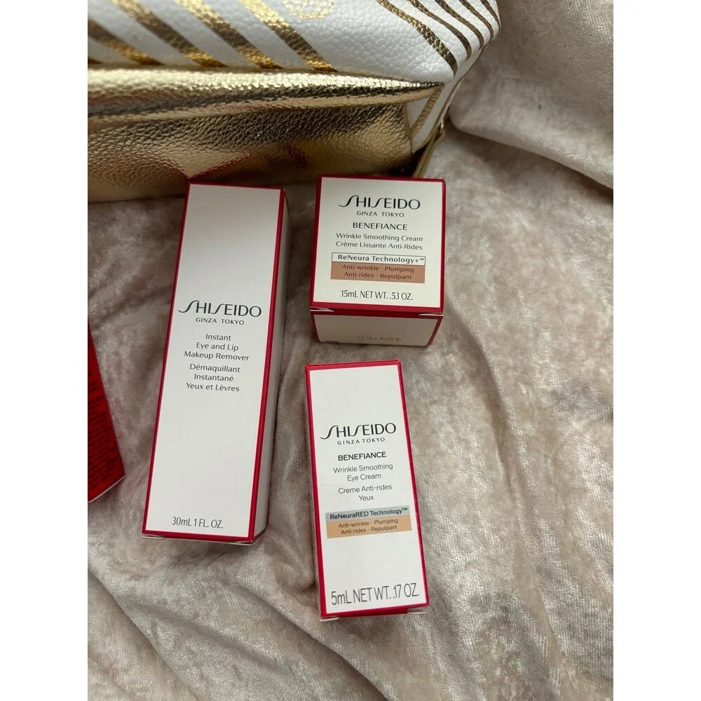 Shiseido skincare set of 5 plus bag